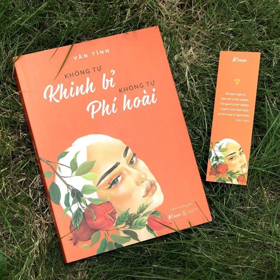 Cuốn sách Không Tự Khinh Bỉ – Không Tự Phí Hoài (Nguồn: internet)