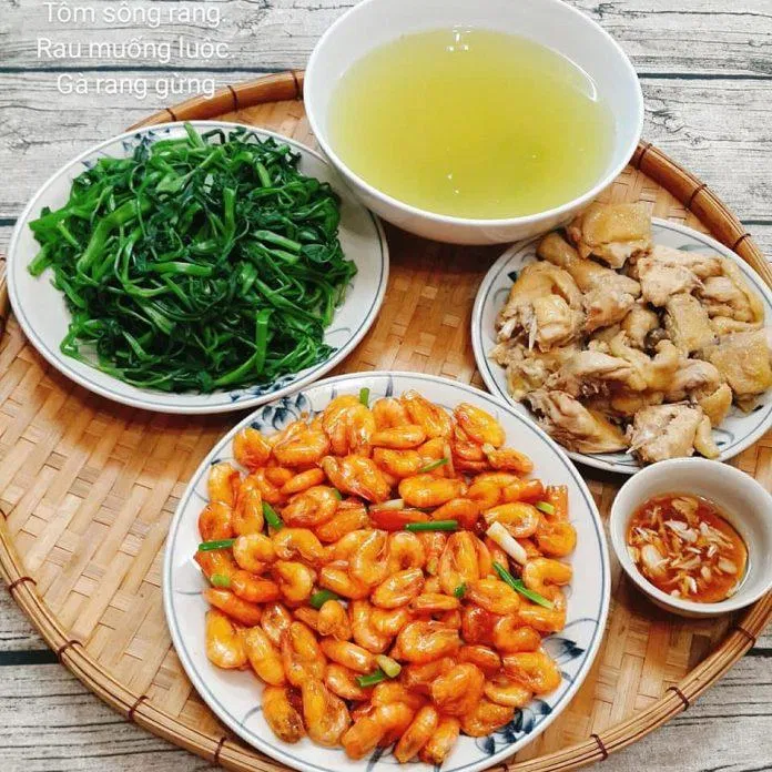 Tìm kiếm hình ảnh mâm cơm gia đình đơn giản nào ngon và dễ làm?