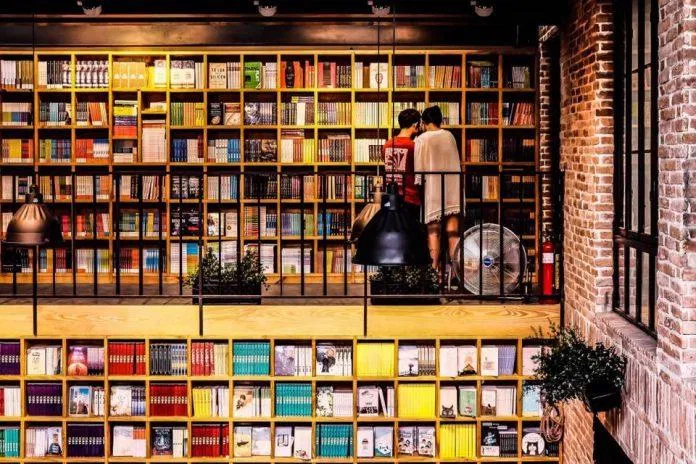 Sách rất hấp dẫn và dễ tìm (Nguồn: FB Nhã Nam Book N 'Coffee)