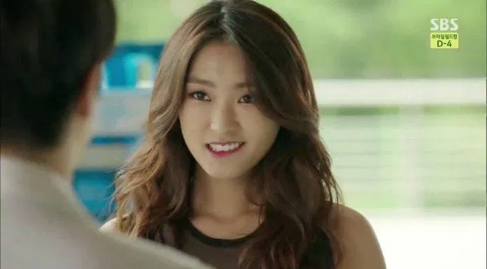 Sự cameo đầy dễ thương của Bora (Sistar). (Ảnh: Internet)