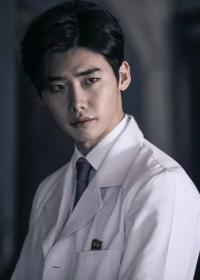 Park Hoon khi còn ở Bắc Hàn với vẻ lạnh lùng. (Ảnh: Internet)