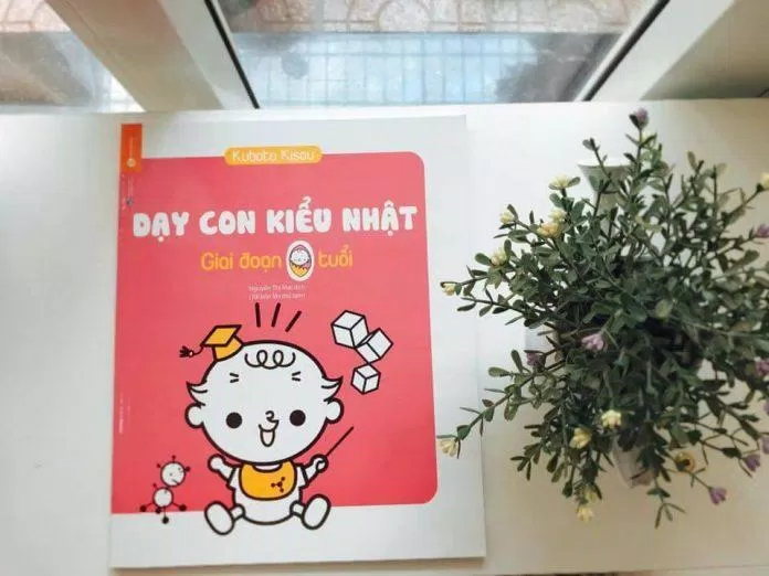 Quyển sách Dạy Con Kiểu Nhật-Giai Đoạn Trẻ 0 Tuổi (nguồn: internet) Quyển sách Dạy Con Kiểu Nhật-Giai Đoạn Trẻ 0 Tuổi (nguồn: internet)