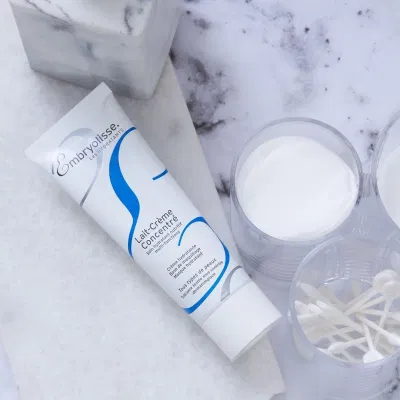 Kem dưỡng ẩm Embryolisse Lait Cream Concentrate có thiết kế dạng tuýp nhôm. (Nguồn: Internet)