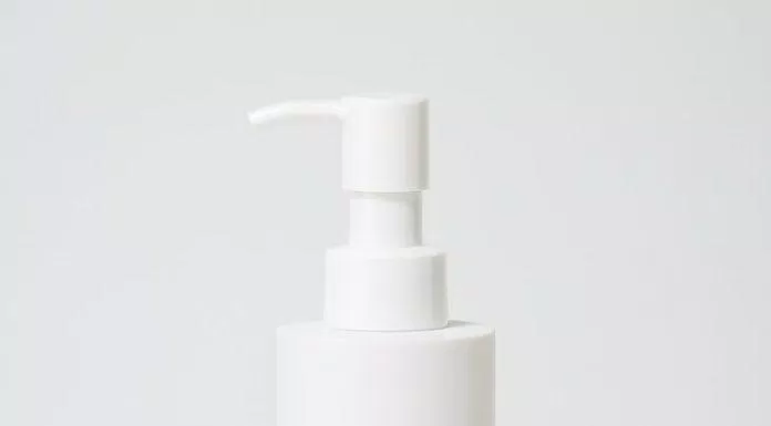 Gel rửa mặt dành cho da nhạy cảm Huxley chứa chiết xuất xương rồng giúp kháng khuẩn và cấp ẩm cho da. (Nguồn: Internet)