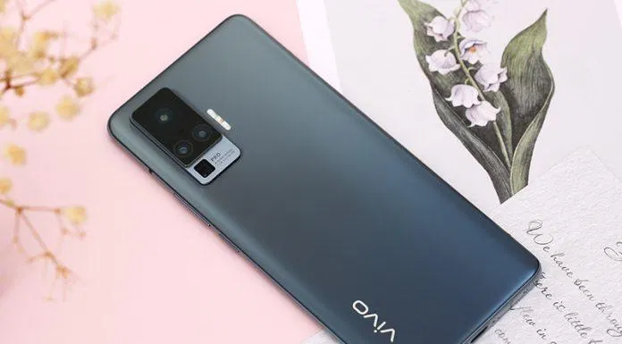 Thiết kế của Vivo X50 Pro