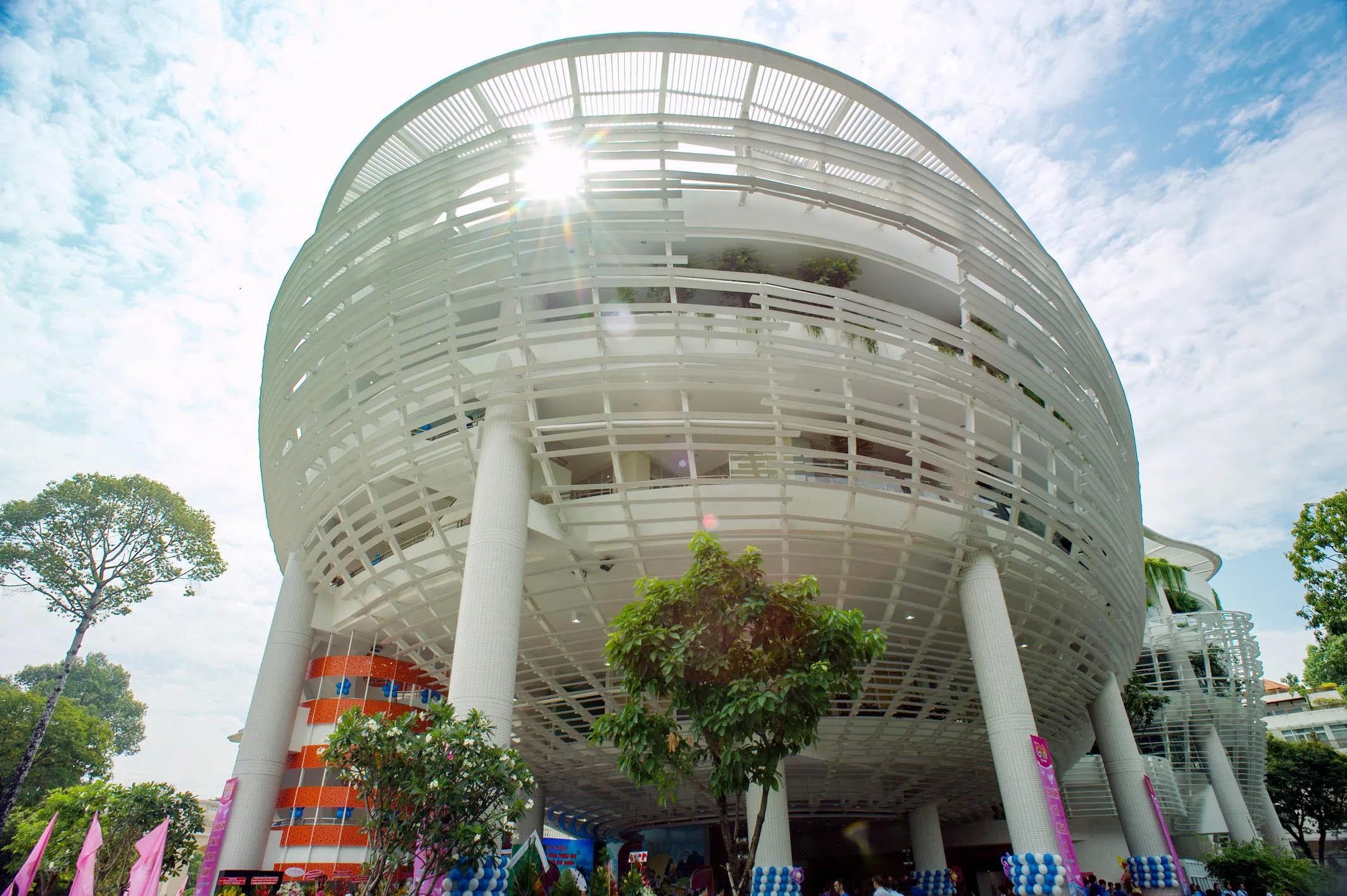 Nhà thiếu nhi Thành Phố Hồ Chí Minh (Nguồn: Internet) Nhà thiếu nhi Thành Phố Hồ Chí Minh (Nguồn: Internet)