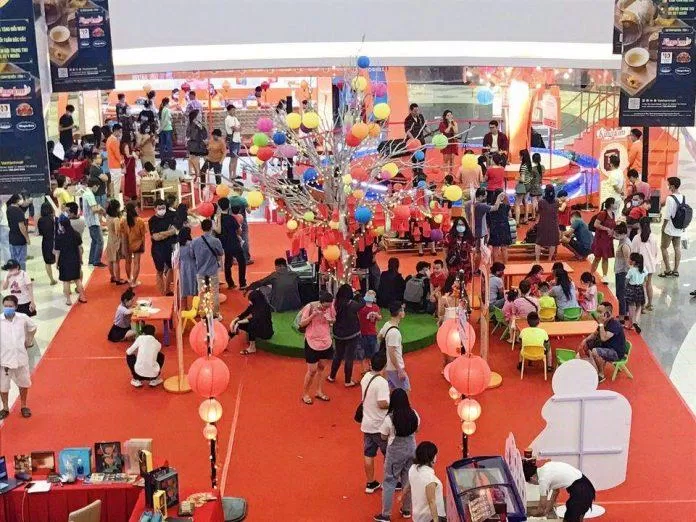 TTTM Vạn Hạnh Mall nhộn nhịp đêm Trung Thu 2019 (Nguồn: Internet)