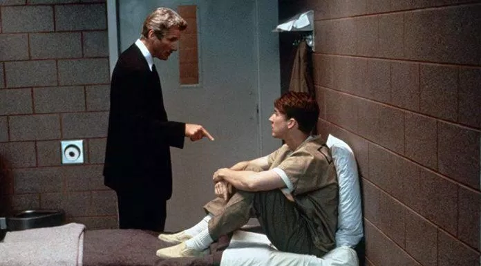 Bộ phim đánh dấu sự ra mắt của tài tử Edward Norton, đưa anh vụt sáng thành ngôi sao hạng A (ảnh: Internet) Bộ phim đánh dấu sự ra mắt của tài tử Edward Norton, đưa anh vụt sáng thành ngôi sao hạng A (ảnh: Internet)