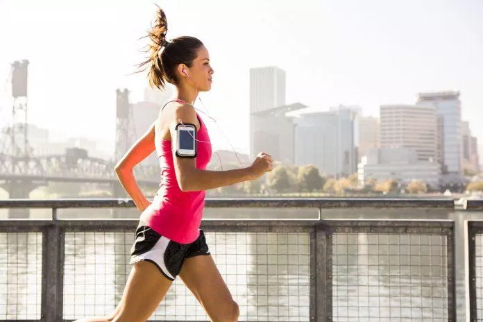 Chạy bộ là bài tập cardio phổ biến nhất, nhưng hít xà cũng là một lựa chọn không tồi (Ảnh: Internet). Chạy bộ là bài tập cardio phổ biến nhất, nhưng hít xà cũng là một lựa chọn không tồi (Ảnh: Internet).