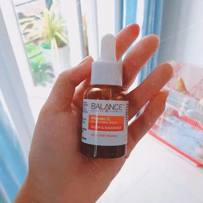 Da ẩm mịn, tươi tắn hơn với serum của nhà Balance (Nguồn: Internet)
