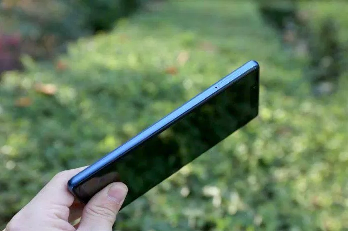 Khay sim của Xiaomi Mi 8 SE