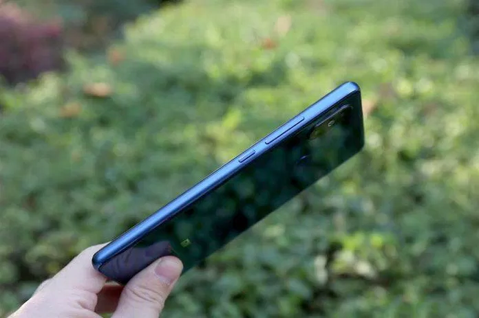 Nút điều khiển của Xiaomi Mi 8 SE