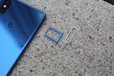 Khay sim của Xiaomi Mi 8 SE