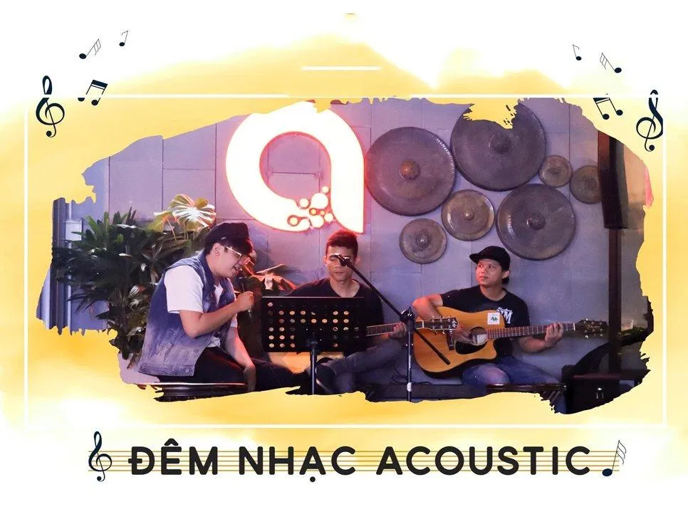 Vào tối thứ 3, 6, 7 hàng tuần tại Amazing Coffee có tổ chức đêm nhạc định kỳ (Nguồn: Facebook Amazing Coffee)