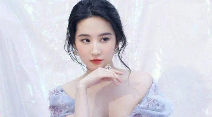 Lưu Diệc Phi thực hiện chế độ ăn uống khoa học kết hợp với các nguyên tắc làm đẹp khoa học. (Ảnh: Internet) Lưu Diệc Phi thực hiện chế độ ăn uống khoa học kết hợp với các nguyên tắc làm đẹp khoa học. (Ảnh: Internet)