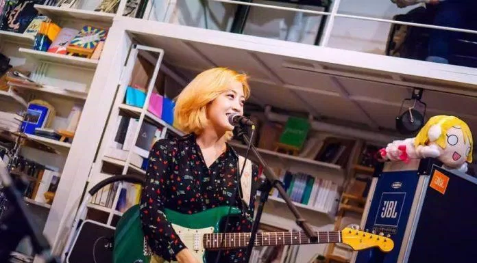 Điểm qua các nữ thần tượng là guitarist xinh đẹp nhất KPOP