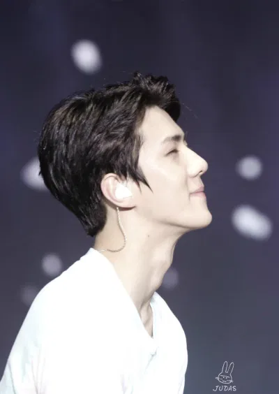 Góc nghiên đẹp phát hờn của Oh Sehun (Ảnh: Internet)