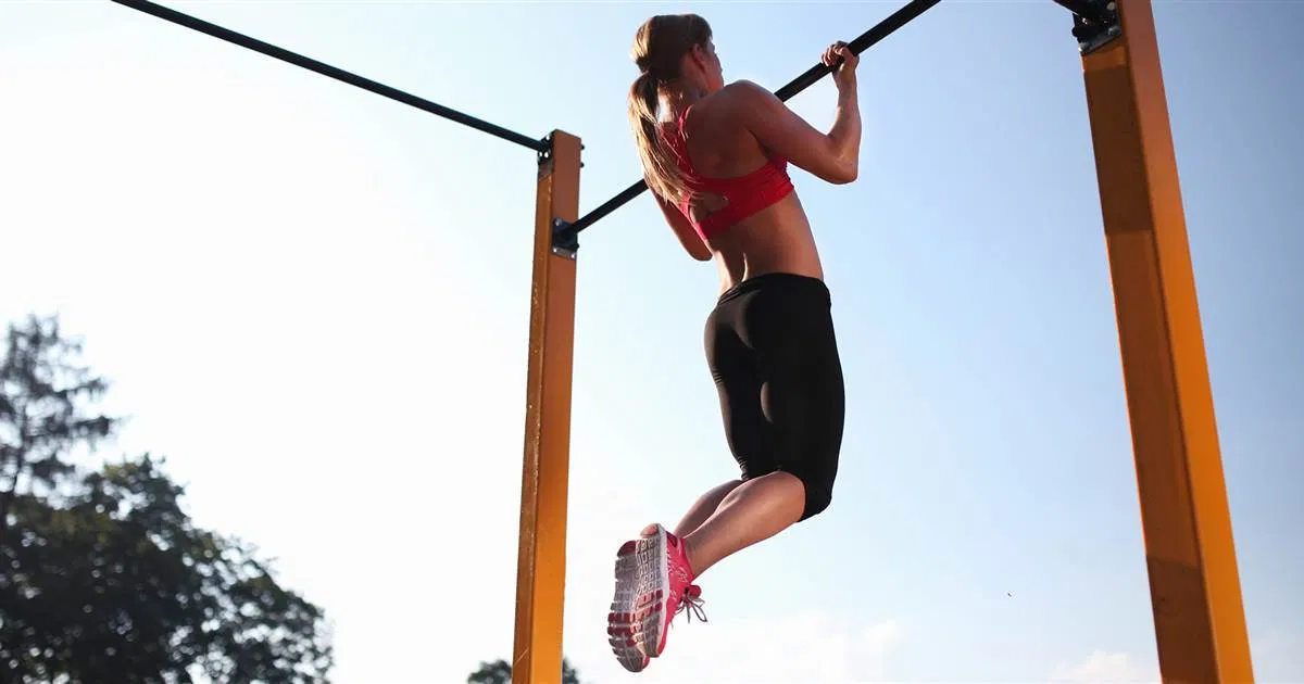 Những bài tập kiểu truyền thống như thế này rất dễ gây nhàm chán (Ảnh: Internet). Hít xà kiểu truyền thống như thế này rất dễ gây nhàm chán nhỉ! (Ảnh: Internet).