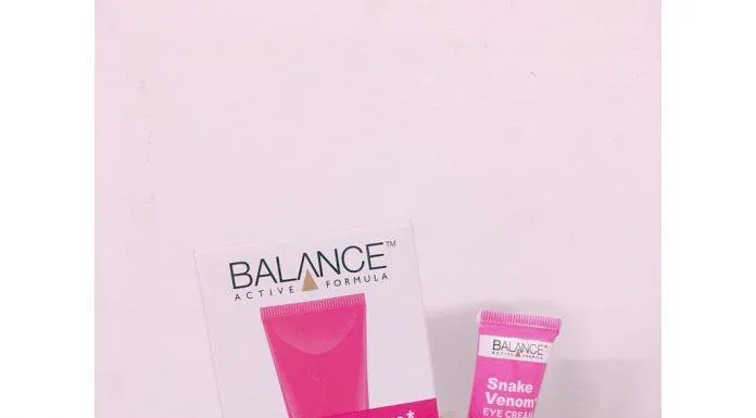 Balance Active Formula Snake Venom Anti-Ageing Eye Cream giúp mờ thâm, giảm nếp nhăn cho vùng da mắt (Ảnh Internet)