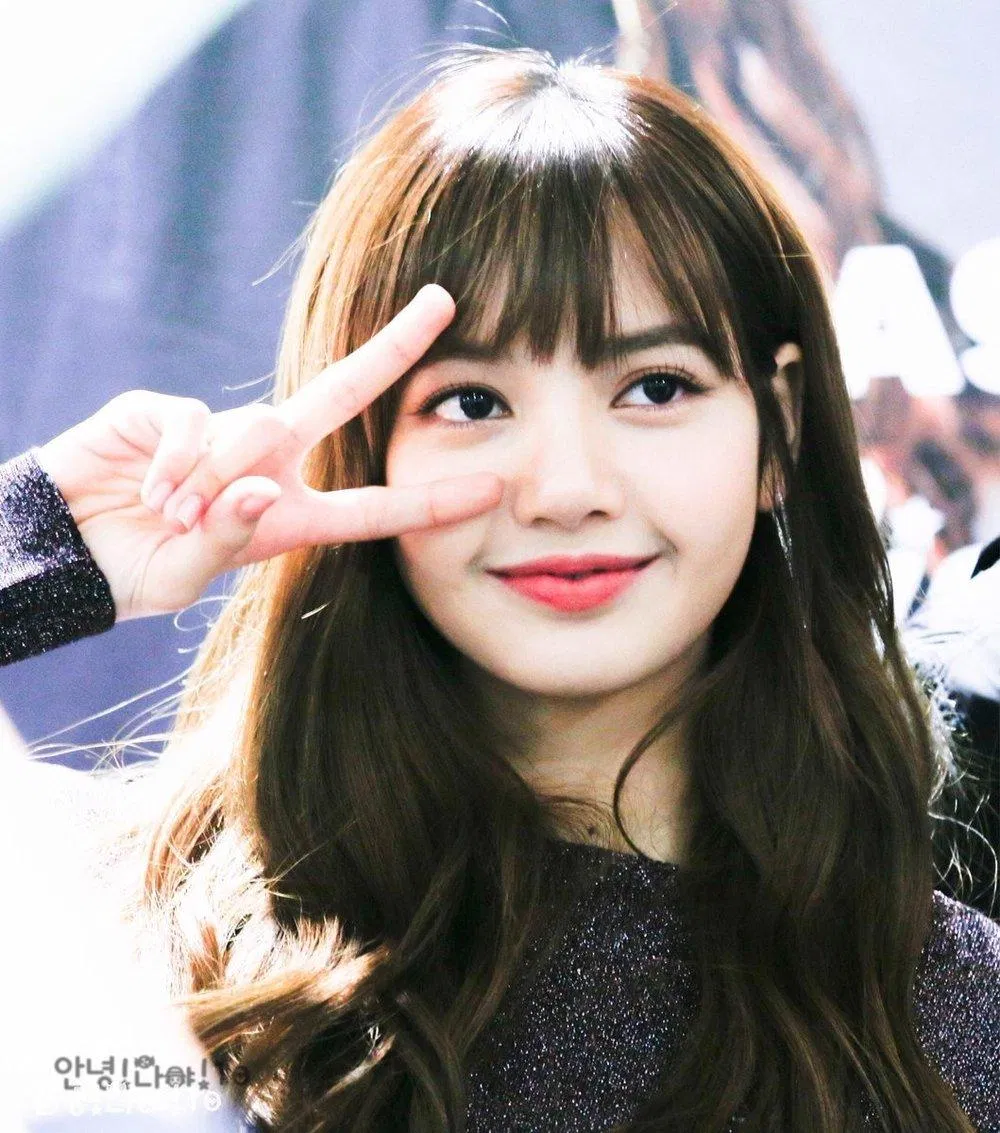 Lisa - năng lượng tích cực của BLACKPINK (Ảnh: internet)
