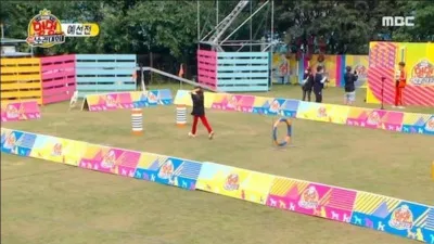 Lucky của Soobin đã rời sân để đi "đánh dấu lãnh thổ" của mình (ảnh: internet) Lucky của Soobin đã rời sân để đi "đánh dấu lãnh thổ" của mình (ảnh: internet)