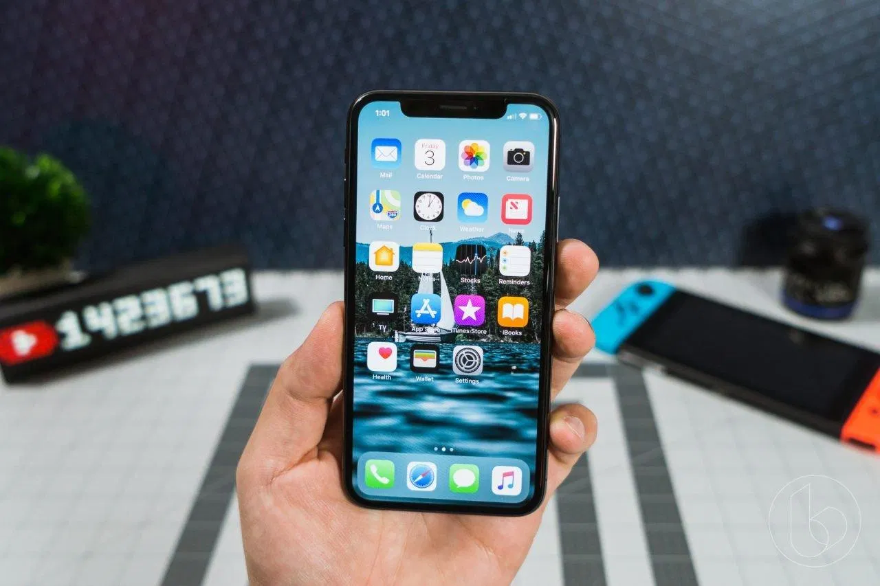 Màn hình của iPhone X là do Samsung sản xuất. (Nguồn: Internet)