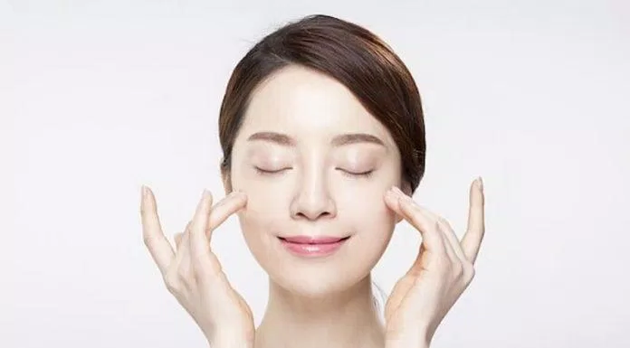 Tuyệt chiêu đắp mặt nạ hiệu quả gấp đôi và tiết kiệm thời gian