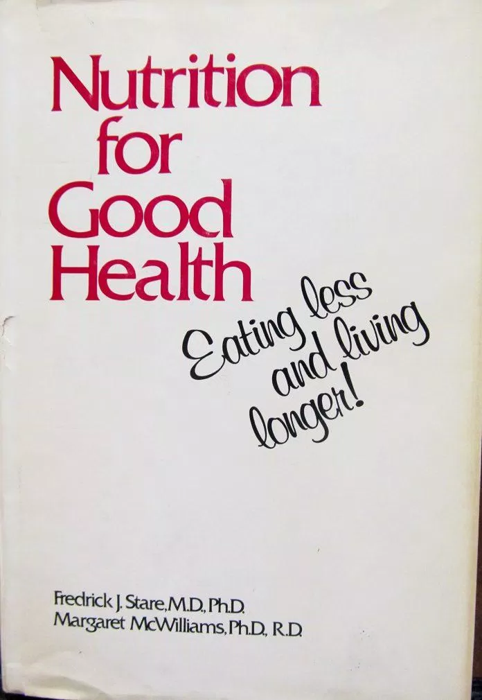 Cuốn sách Dinh dưỡng cho sức khỏe tốt được viết bởi hai tiến sĩ về dinh dưỡng học (Ảnh: Internet).