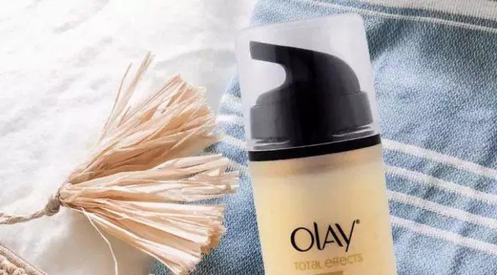 Kem dưỡng chống lão hóa ban ngày Olay Total Effect 7 in 1 có khả năng đầy lùi 7 dấu hiệu lão hóa sớm trên da (Nguồn: Internet).