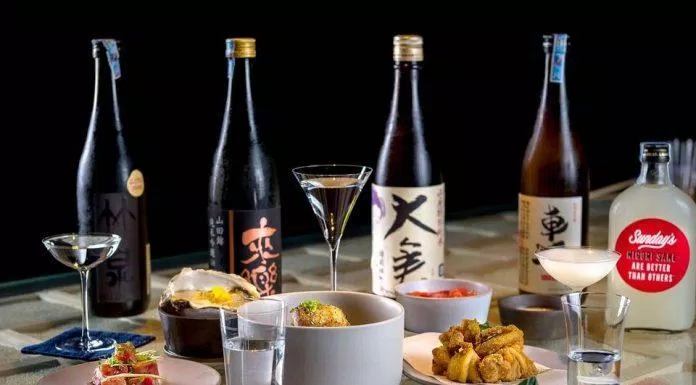 Bên cạnh các loại rượu sake đặc trưng của quán, những món ăn tại đây đảm bảo cũng khiến cho bạn xao xuyến bởi được chính tay đầu bếp có tiếng tại quán chế biến. (Ảnh: Internet)