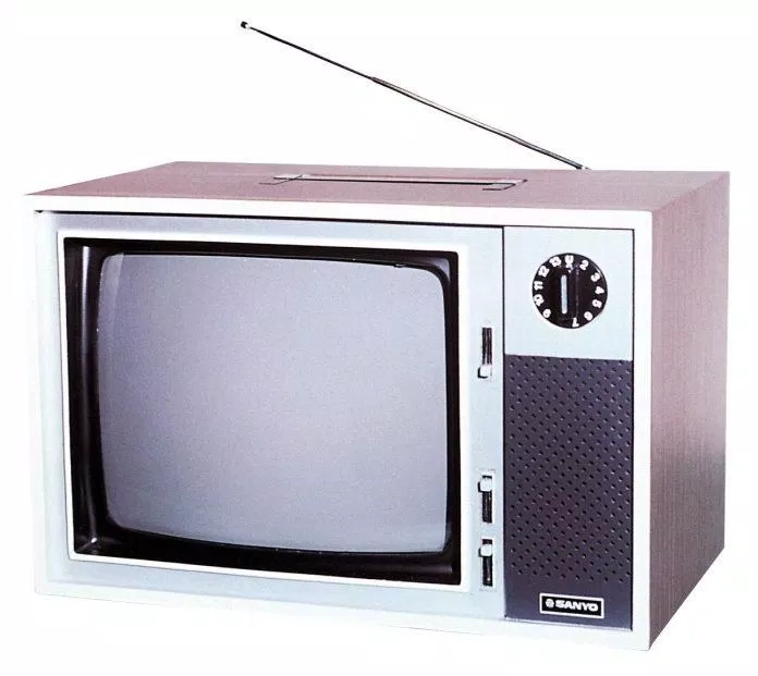 Chiếc TV đen trắng đầu tiên của Samsung. (Nguồn: Internet)