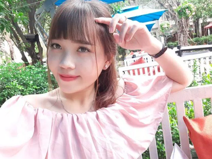 Camera trước của Samsung Galaxy J7 Pro