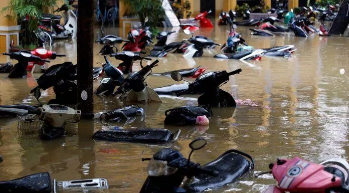 Loạt sao Việt, fandom KPOP ủng hộ miền Trung bão lũ hàng chục tỷ đồng