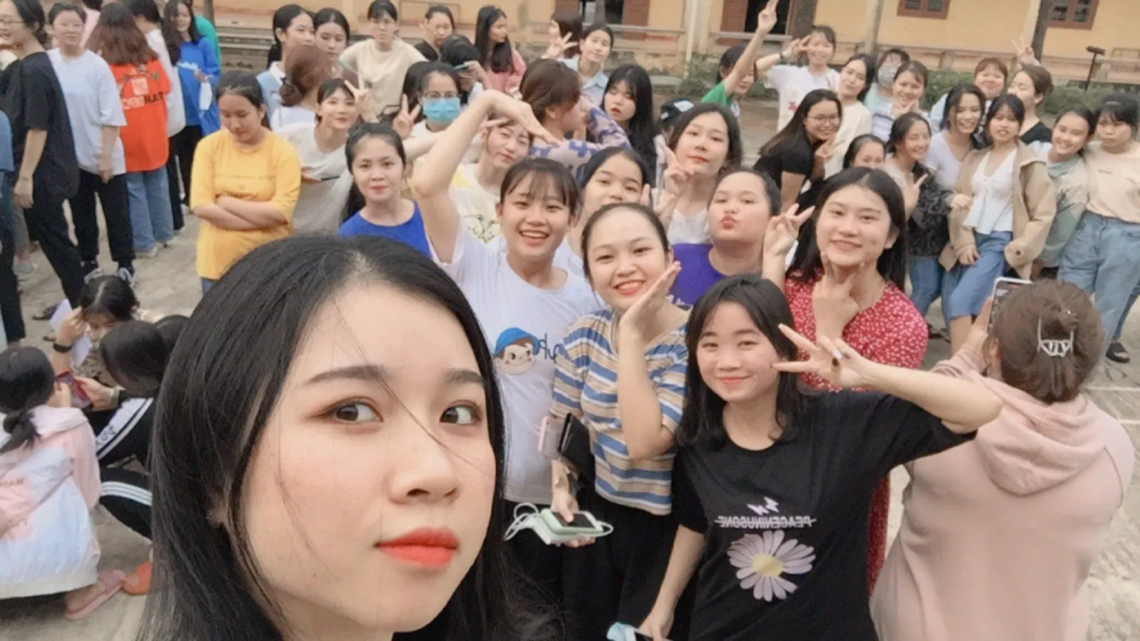 dư