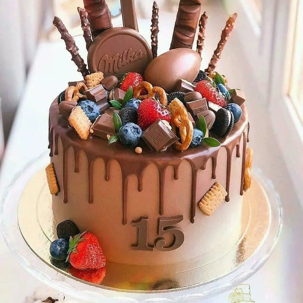 Bánh sinh nhật cho tuổi 15 cực ngọt ngào (Ảnh: internet)