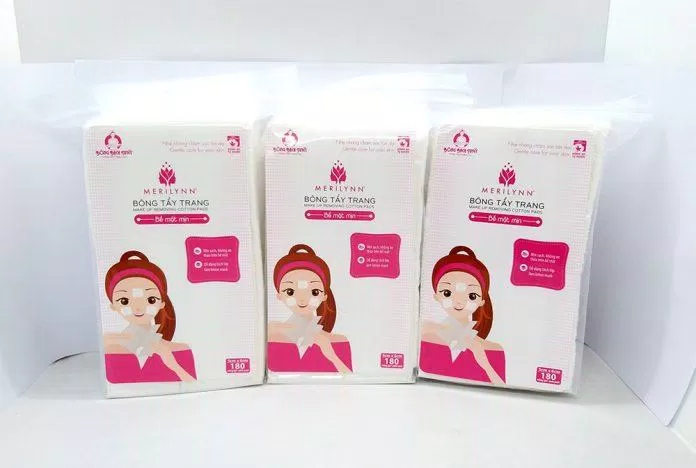 Bông tẩy trang Merilynn Bông Bạch Tuyết. (Ảnh: Internet)