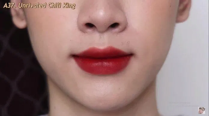 Review son Black Rouge Air Fit Velvet Tint Version 7 Velvet Crown: Vị vua của dòng son velvet tint trở lại và có lợi hại hơn xưa? bảng màu Black Rouge Black Rouge Air Fit Velvet Tint Black Rouge Air Fit Velvet Tint Version 7 Black Rouge Air Fit Velvet Tint Version 7 Velvet Crown màu cam đất màu cam đỏ màu cam gạch màu đỏ màu đỏ nâu màu đỏ neon review son review son black rouge sản phẩm son Black Rouge son kem lỳ son Velvet thiết kế thông tin thương hiệu trở lại