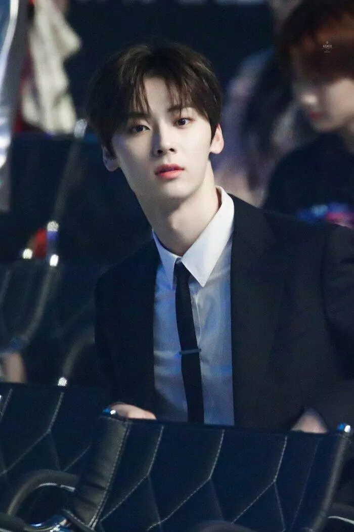 Minhyun sau khi giảm cân thành công (Ảnh: Internet)