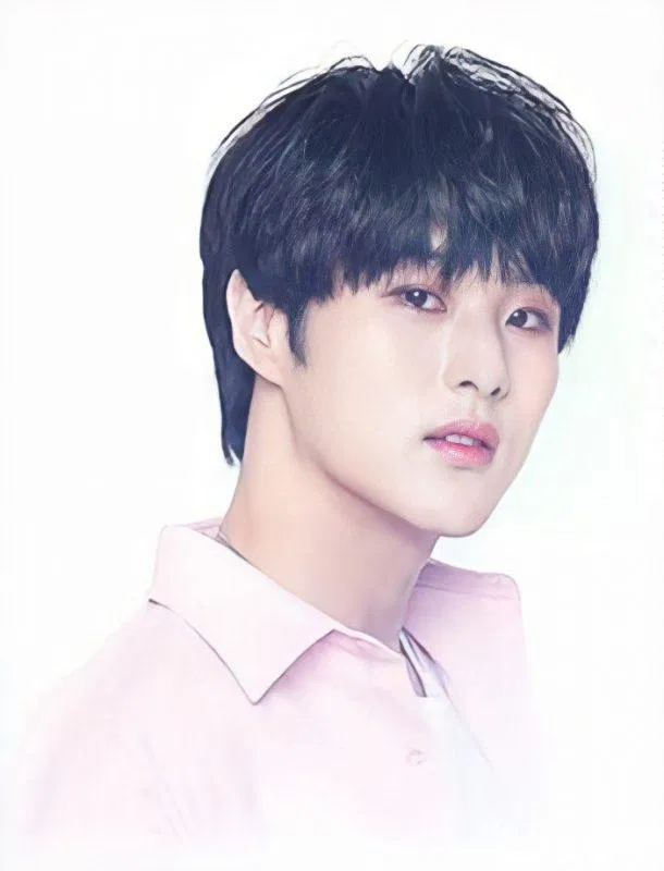 Thành viên Hyeonsu. (Nguồn: Internet)