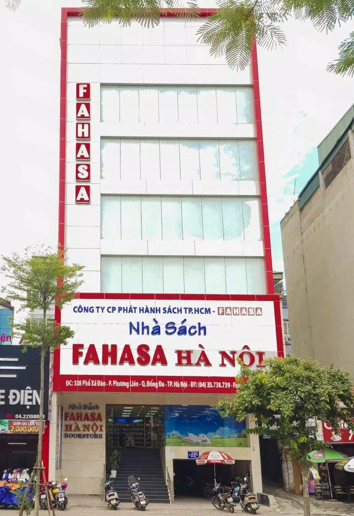 Nhà sách FAHASA tại 338 Xã Đàn, Phương Liên, Đống Đa, Hà Nội (Ảnh Internet)