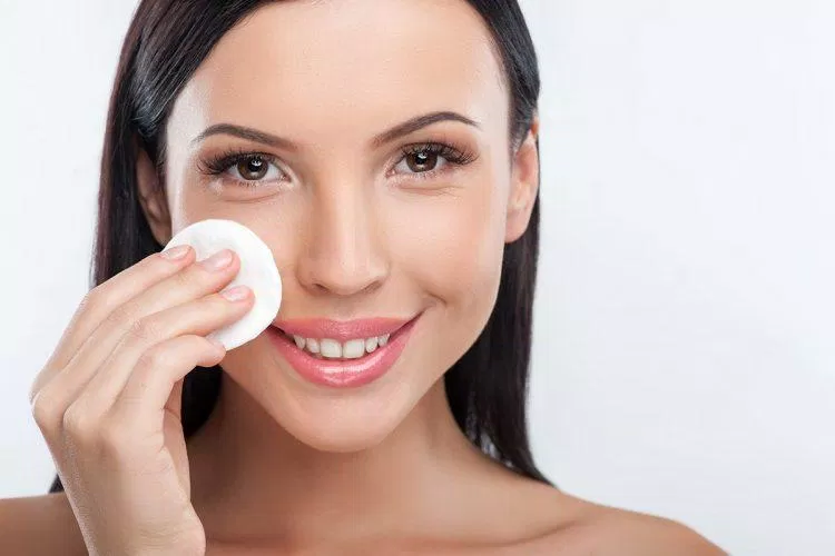 Review nước hoa hồng Ponds White Beauty Lightening Toner - Có làm sáng da như lời đồn? Butylene glycol cấp ẩm dưỡng ẩm làm sáng da Niacinamide nước hoa hồng nước hoa hồng Pond s nước hoa hồng Pond s White Beauty Light Toner Pond s White Beauty Light Toner Ponds Tocopherol Acetate Vitamin E toner