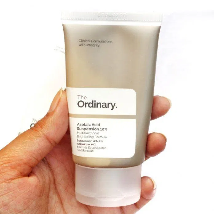 Kem dưỡng The Ordinary Azelaic Acid Suspension 10% là sự lựa chọn tuyệt vời cho làn da mụn (nguồn: Internet). Kem dưỡng The Ordinary Azelaic Acid Suspension 10% là sự lựa chọn tuyệt vời cho làn da mụn (nguồn: Internet).