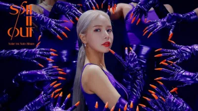 Album đầu tay Spit It Out của Solar ngay trong hôm đầu tiên đã bán được 62 000 bản (Nguồn: Internet).