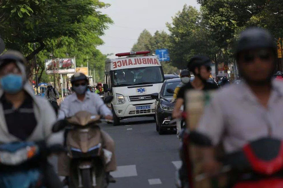 Những chuyến xe giành giật sự sống ( ảnh : Internet ) Những chuyến xe giành giật sự sống ( ảnh : Internet )