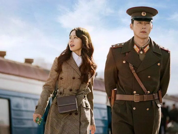 "Hạ cánh nơi anh" là một trong những bộ phim nổi tiếng do Park Ji Eun chắp bút (ảnh: internet)