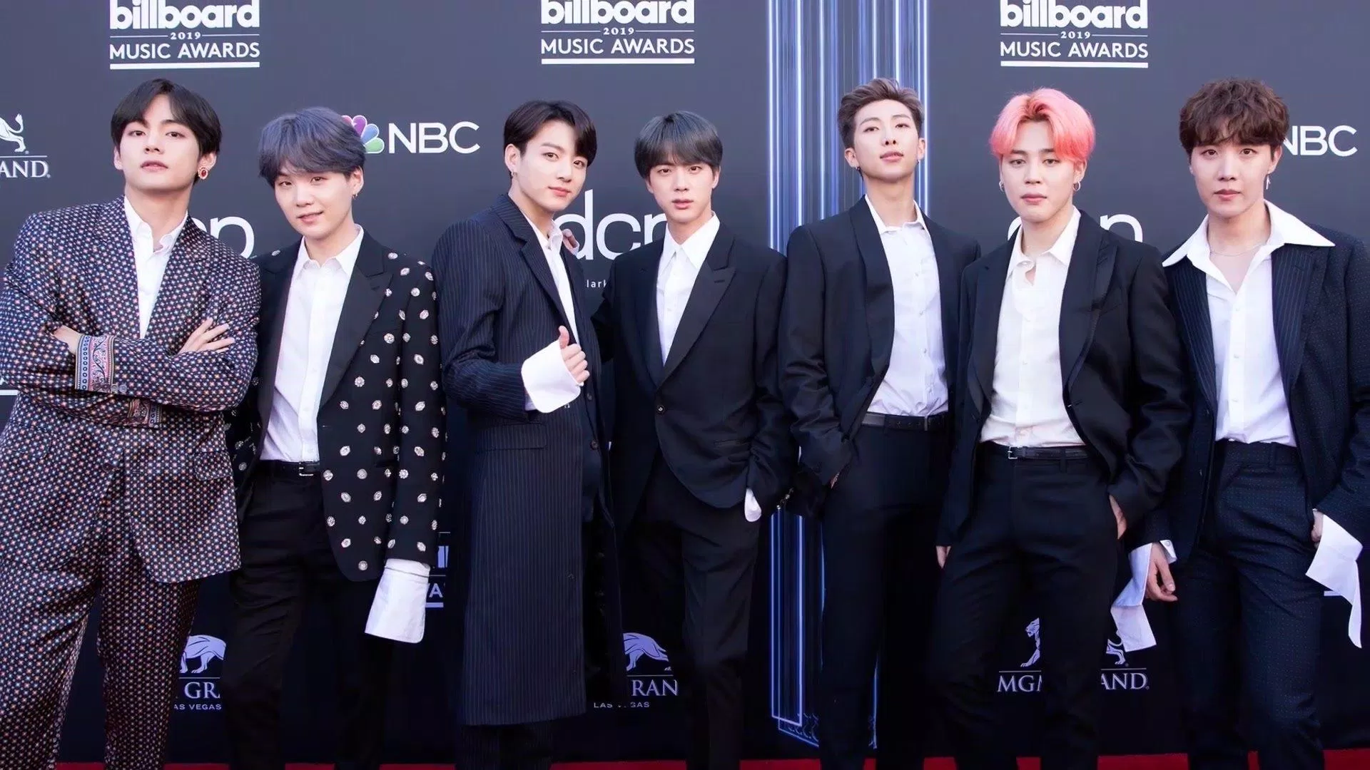 BTS tham dự Billboard Music Awards (ảnh: internet)