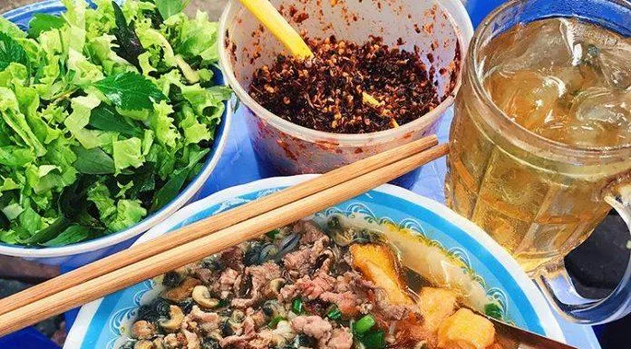 Bát bún riêu ốc đầy đặn (Nguồn: one.sweet.bite)