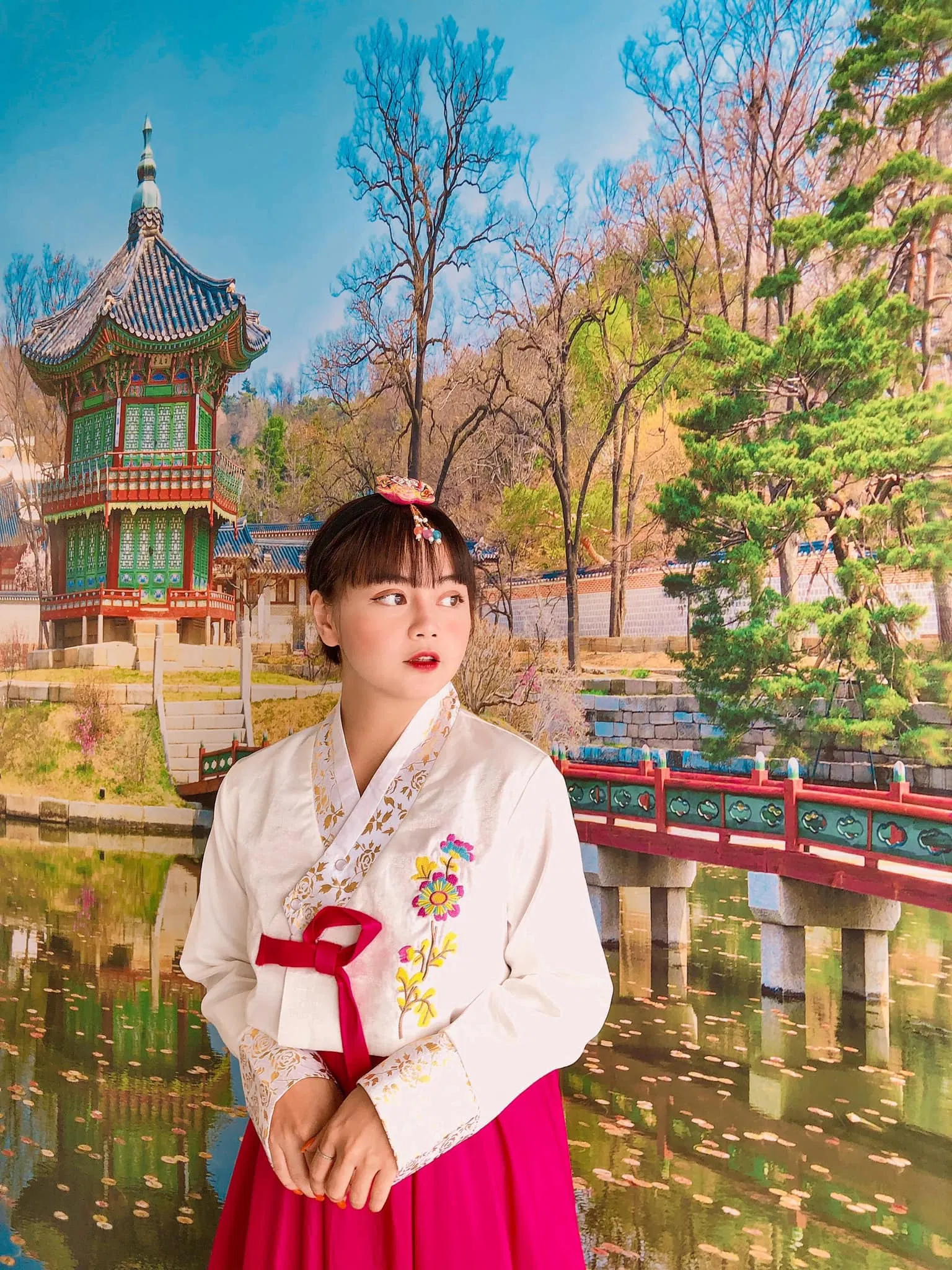 ...mà không phải mất tiền (Ảnh: Facebook Sweet Rose Coffee)