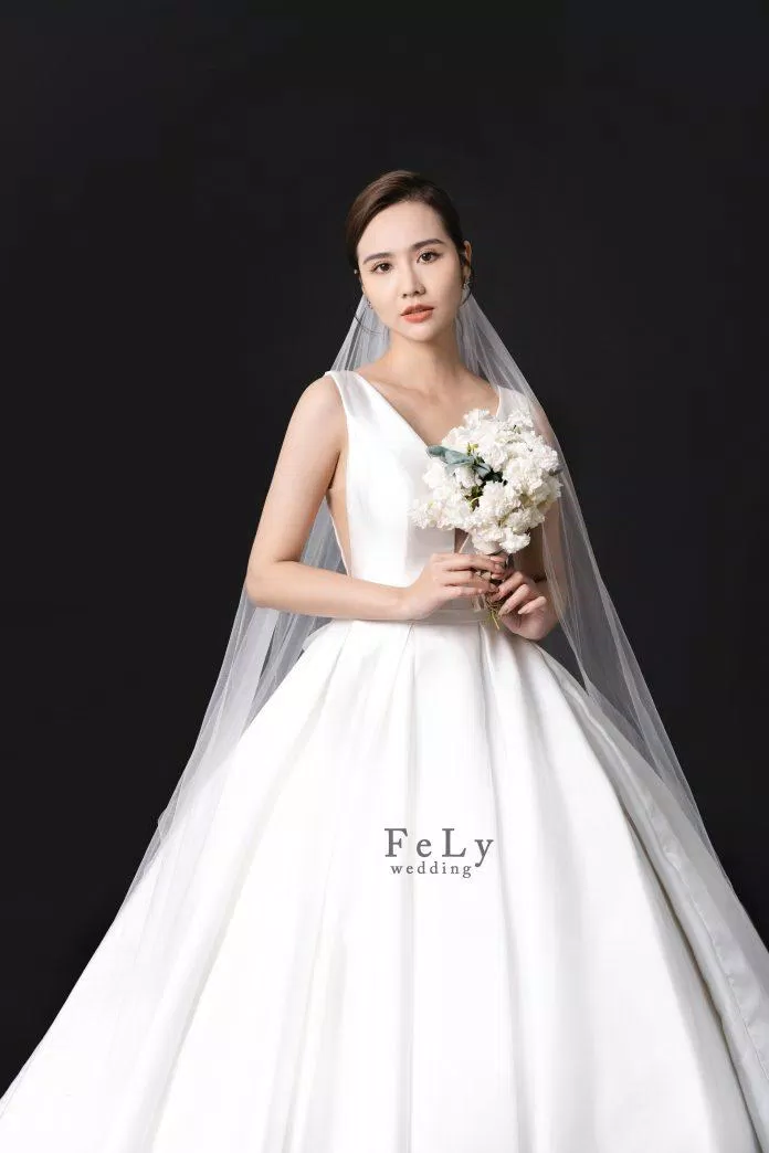 Váy cưới tại FeLy với rất nhiều mẫu đa dạng, được thiết kế độc quyền. Nguồn: Internet