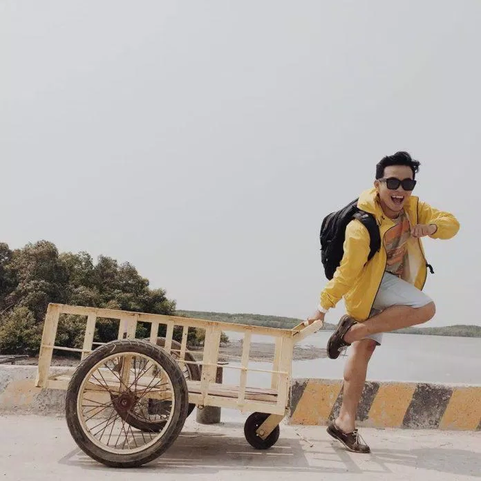 Nhiều bạn trẻ thích thú với chuyến đi khám phá đảo Thạnh An. (Ảnh: internet)